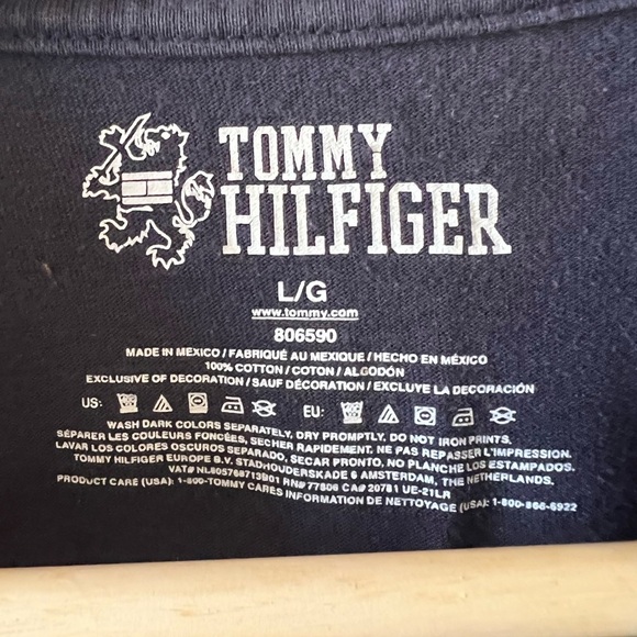 Vintage Tommy Hilfiger T shirt L or wear as an oversized look - Picture 5 of 5